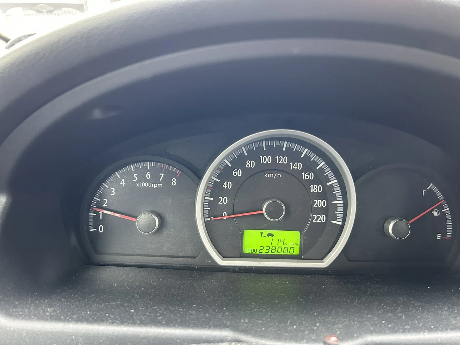 Kia Sportage 2.0 AWD, снимка 5 - Автомобили и джипове - 54094896