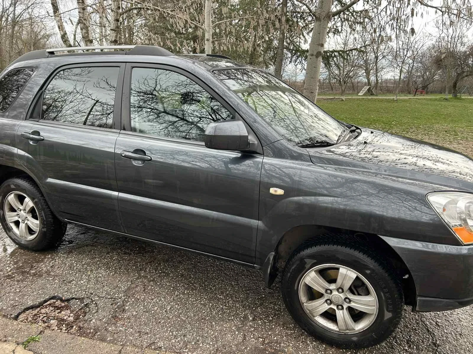 Kia Sportage 2.0 AWD, снимка 2 - Автомобили и джипове - 54094896