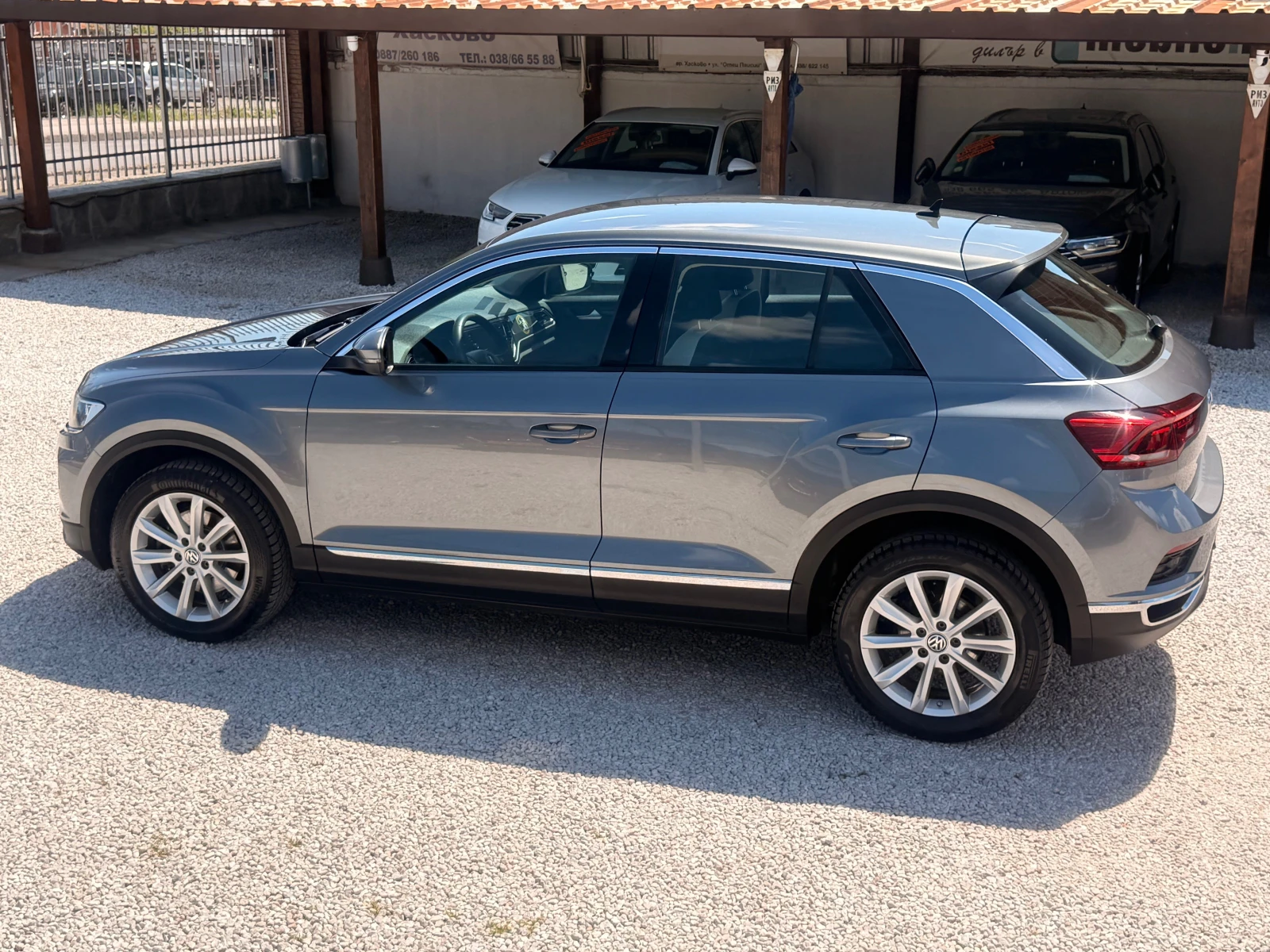 VW T-Roc 2.0TDI* NAVI* AUTOMATIK* DIGITAL* LIZING, снимка 12 - Автомобили и джипове - 54377013