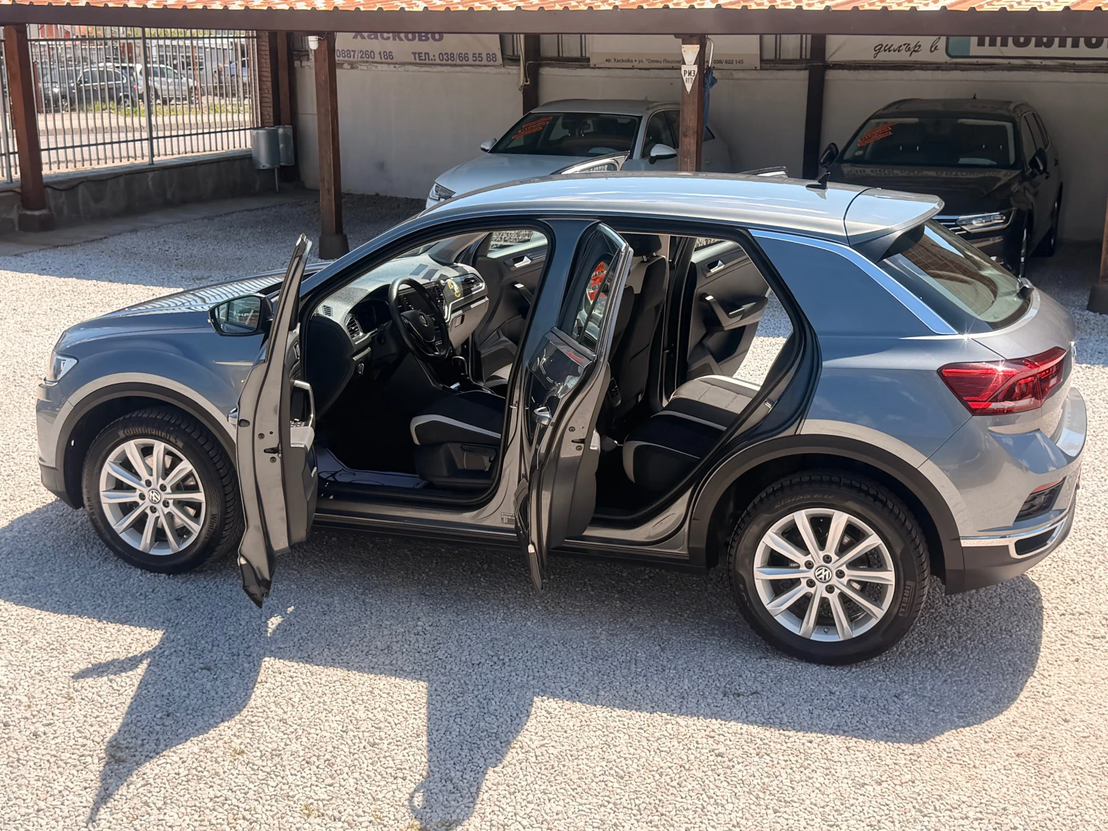 VW T-Roc 2.0TDI* NAVI* AUTOMATIK* DIGITAL* LIZING, снимка 10 - Автомобили и джипове - 54377013