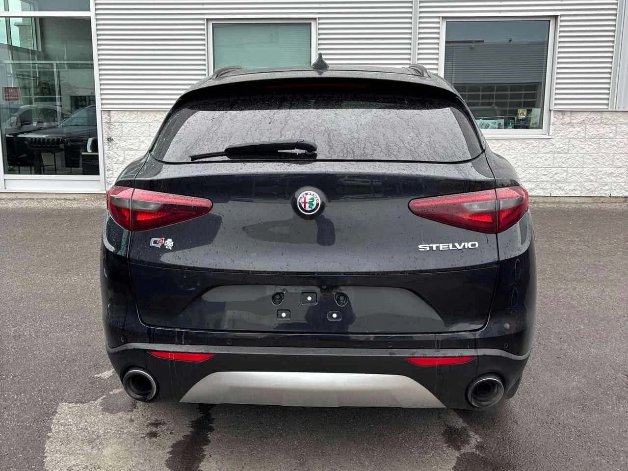 Alfa Romeo Stelvio * Sport * АВТОКРЕДИТ БЕЗ ПЪРВОНАЧАЛНА ВНОСКА* , снимка 4 - Автомобили и джипове - 54720198