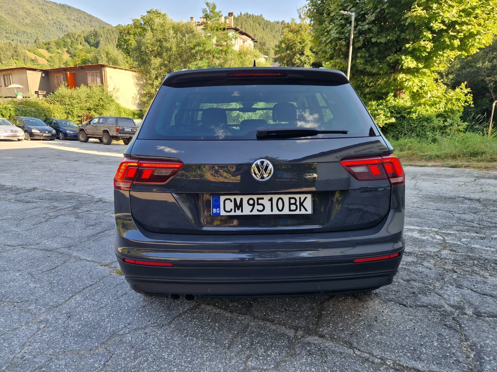 VW Tiguan 2.0TDi 4Motion, снимка 5 - Автомобили и джипове - 55614675