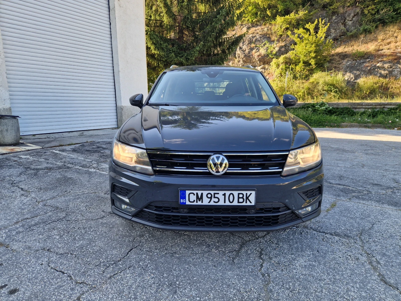 VW Tiguan 2.0TDi 4Motion, снимка 2 - Автомобили и джипове - 55614675