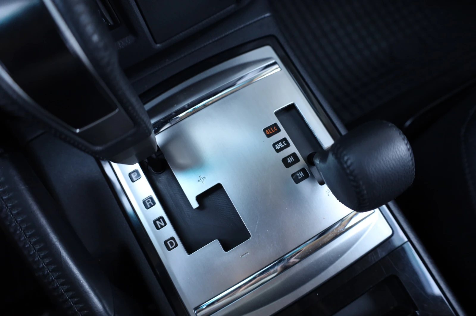 Mitsubishi Pajero * FACELIFT* NAVI* , снимка 11 - Автомобили и джипове - 55062841