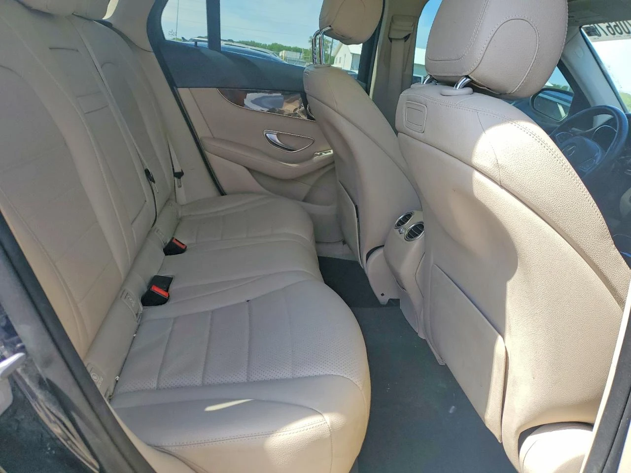Mercedes-Benz GLC 300 2.0l 4Matic, снимка 11 - Автомобили и джипове - 55158841