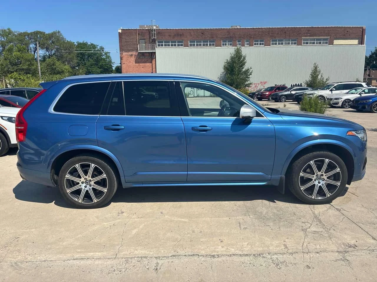 Volvo Xc90 R Design/CARFAX/ВТОРИ ЧИФТ ГУМИ И ДЖАНТИ/КЛИП, снимка 3 - Автомобили и джипове - 55418186