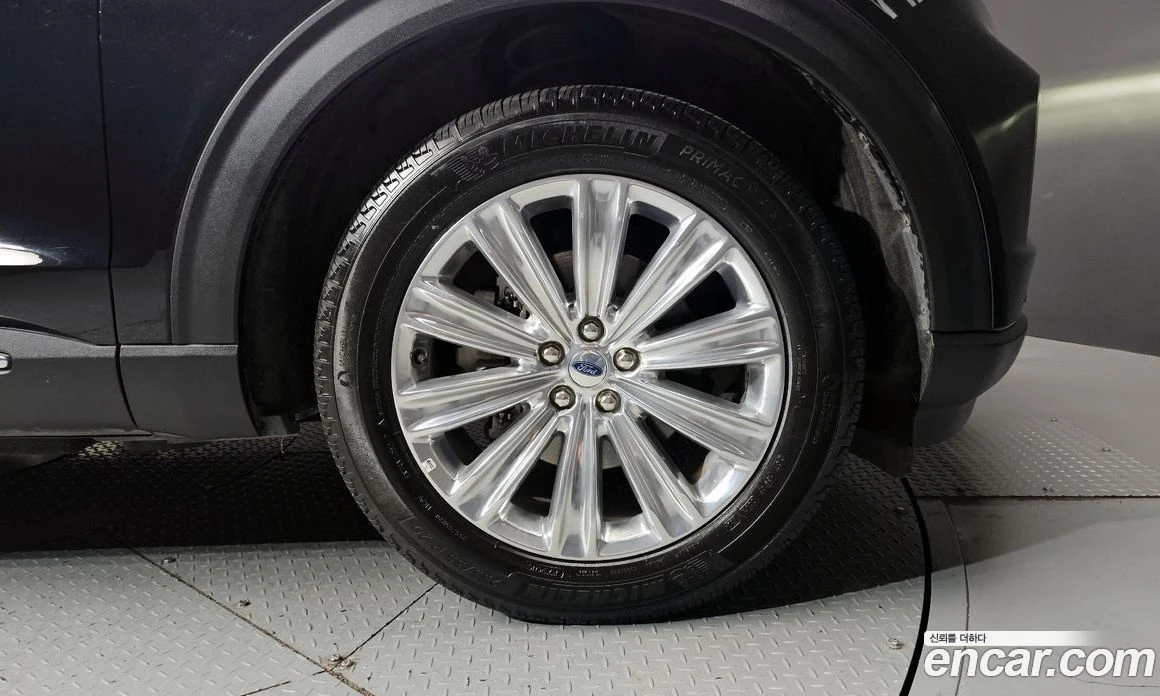 Ford Explorer 2.3 LimIted 4WD, снимка 7 - Автомобили и джипове - 55907638
