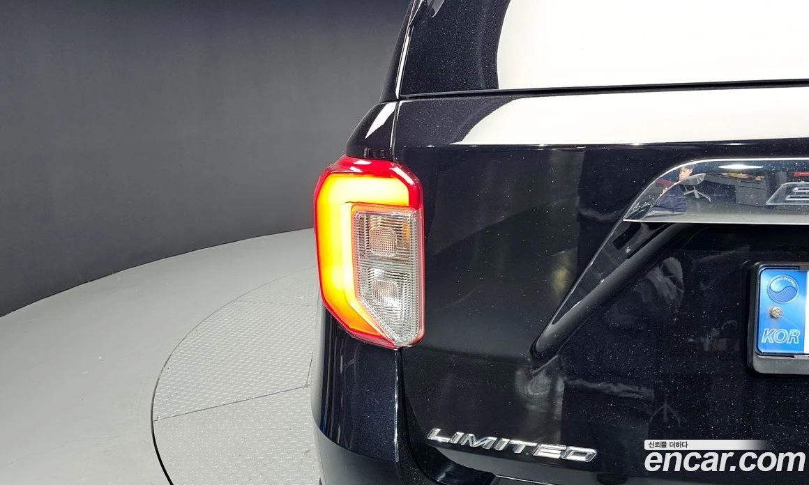 Ford Explorer 2.3 LimIted 4WD, снимка 9 - Автомобили и джипове - 55907638