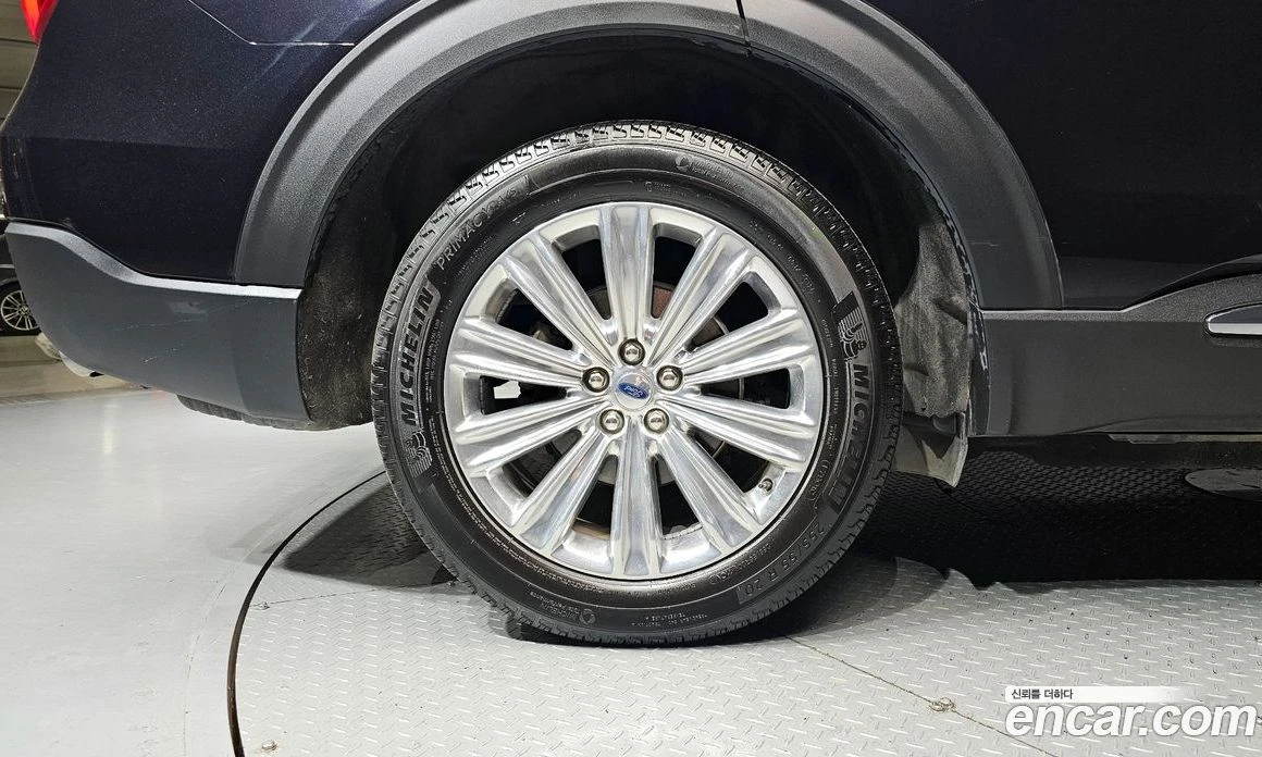 Ford Explorer 2.3 LimIted 4WD, снимка 5 - Автомобили и джипове - 55907638