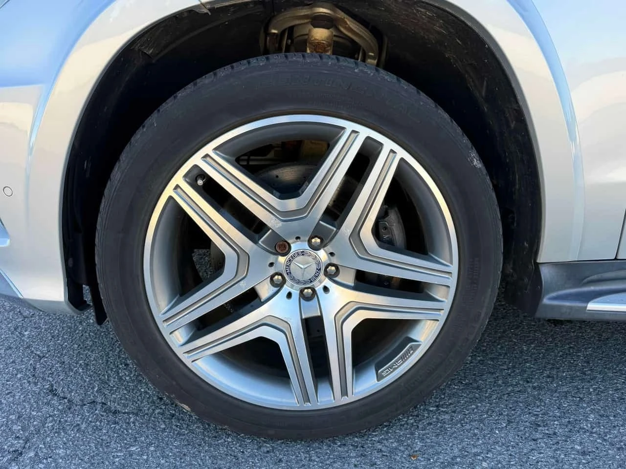 Mercedes-Benz GL 550 * 4MATIC  * АВТОКРЕДИТ БЕЗ ПЪРВОНАЧАЛНА ВНОСКА* , снимка 10 - Автомобили и джипове - 56187287