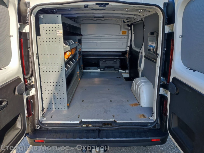 Renault Trafic L1H1 Komfort 1.6 Diesel (120hp) MT6, снимка 11 - Бусове и автобуси - 52118784