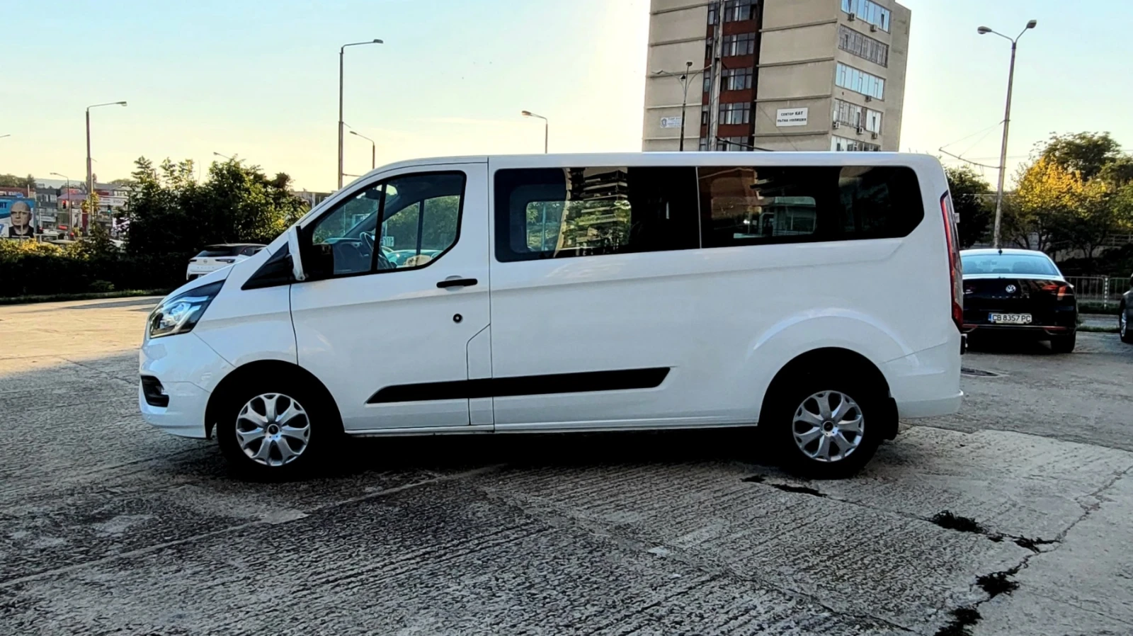 Ford Transit Custom 8+ 1  - изображение 3