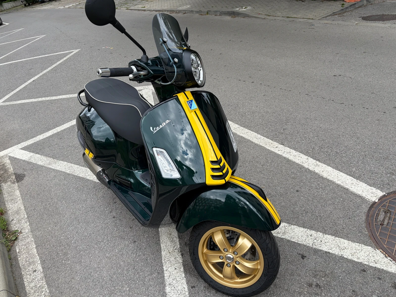 Vespa GTS SIXTIES limited edition , снимка 2 - Мотоциклети и мототехника - 54774738