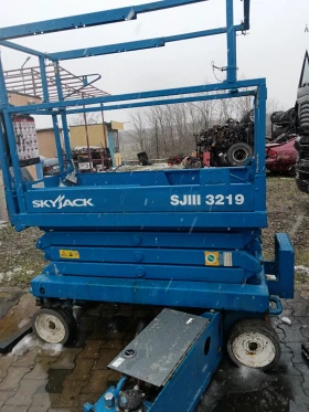 Телескопични товарачи Друга Skyjack sjlll 3219, снимка 1