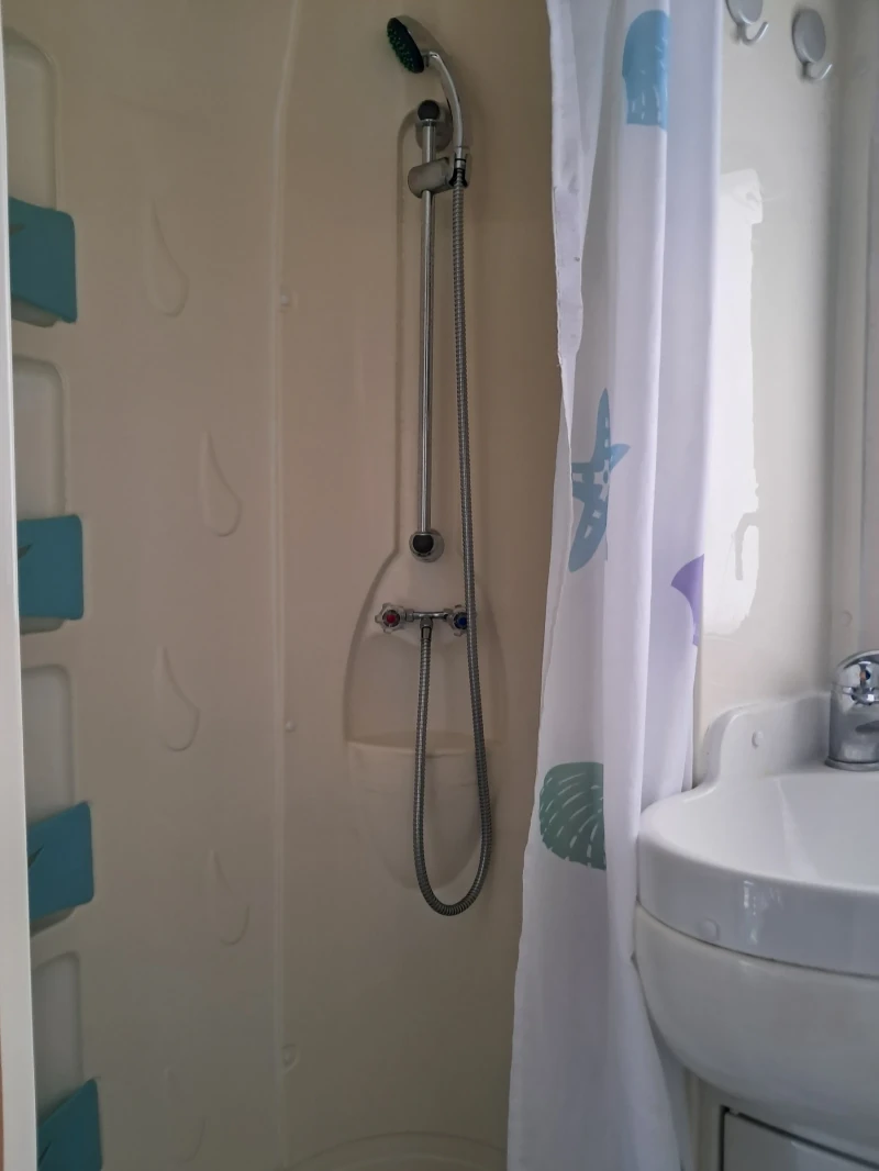 Кемпер Други, снимка 12 - Каравани и кемпери - 52617653