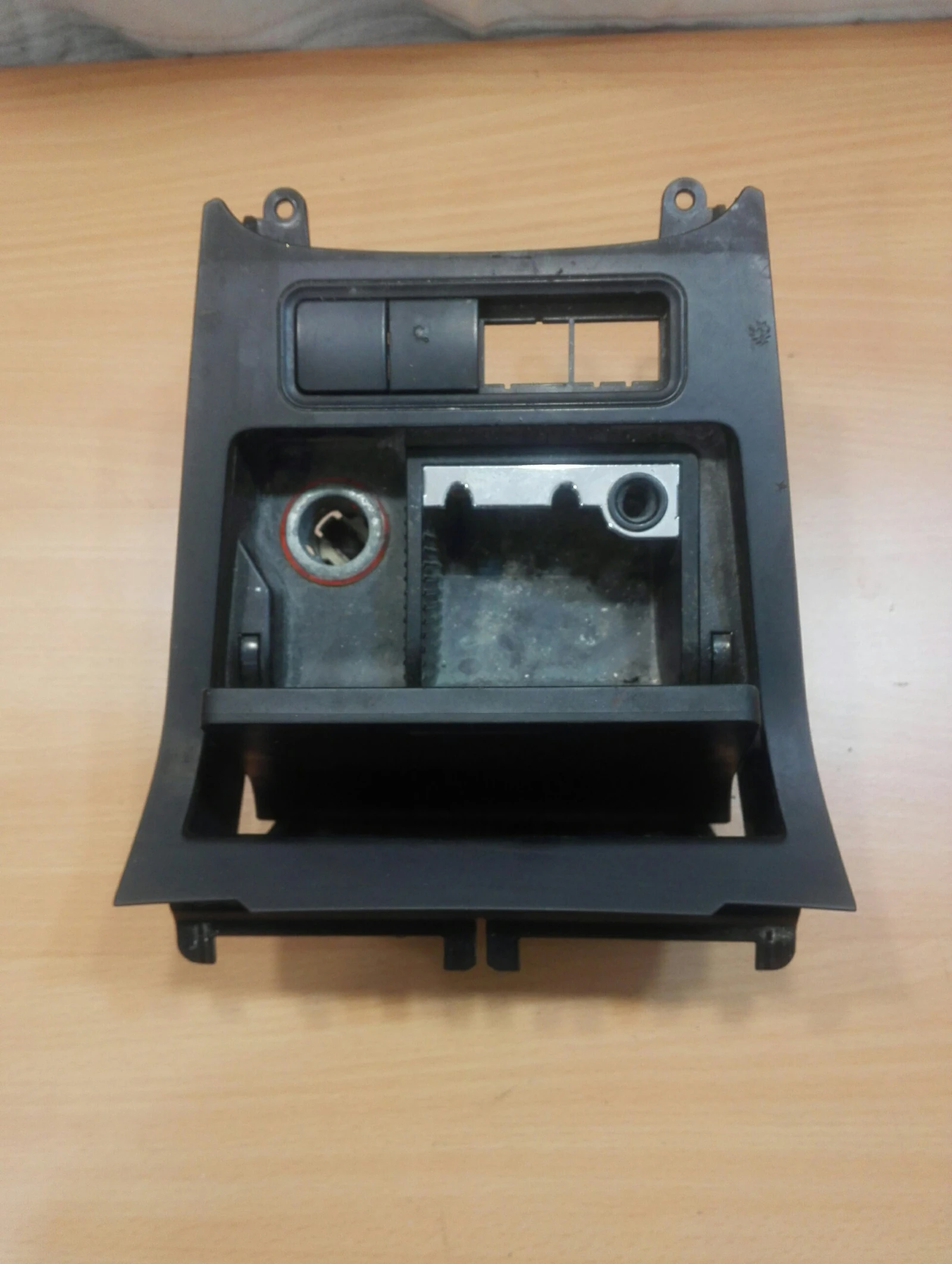 �������� ���������� ���� 5 06�. | Mobile.bg � ����������� 1