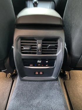 BMW 320 xDrive Business Design Laser, снимка 14