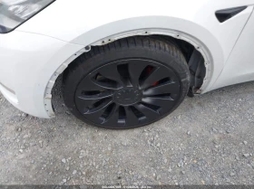 Tesla Model Y Long Range AWD, снимка 12