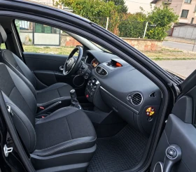 Renault Clio Гаражно-клима, снимка 12
