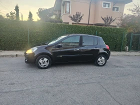Renault Clio Гаражно-клима, снимка 2