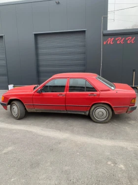 Mercedes-Benz 190 200д, снимка 16