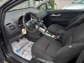 Toyota Auris 1.3vvti, снимка 10 - Автомобили и джипове - 43194845