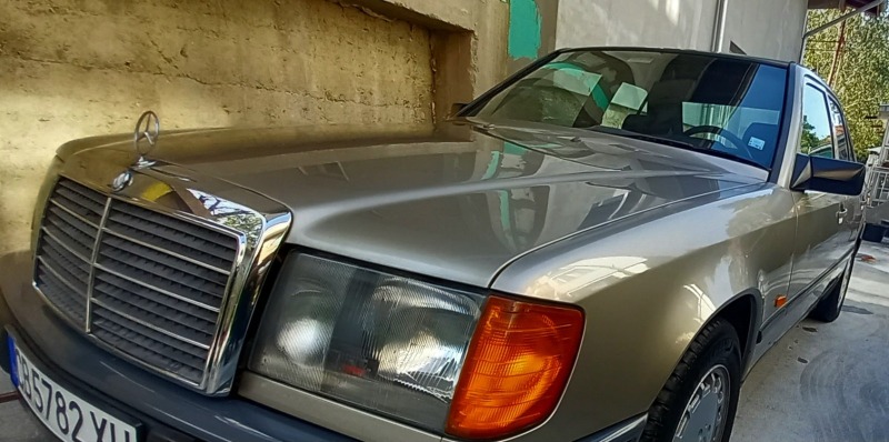 Mercedes-Benz 124 200Е  100% ОРИГИНАЛ  като чисто нов!!!, снимка 7 - Автомобили и джипове - 46206893