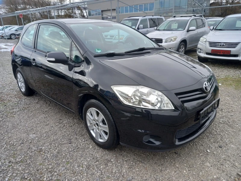 Toyota Auris 1.3vvti, снимка 7 - Автомобили и джипове - 43194845