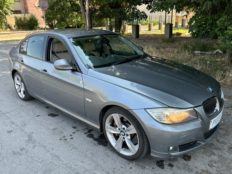 BMW 330 D Facelift, снимка 8 - Автомобили и джипове - 47704589