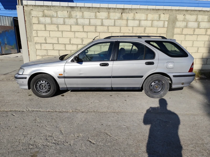 Honda Civic Aerodec , снимка 1 - Автомобили и джипове - 47765908