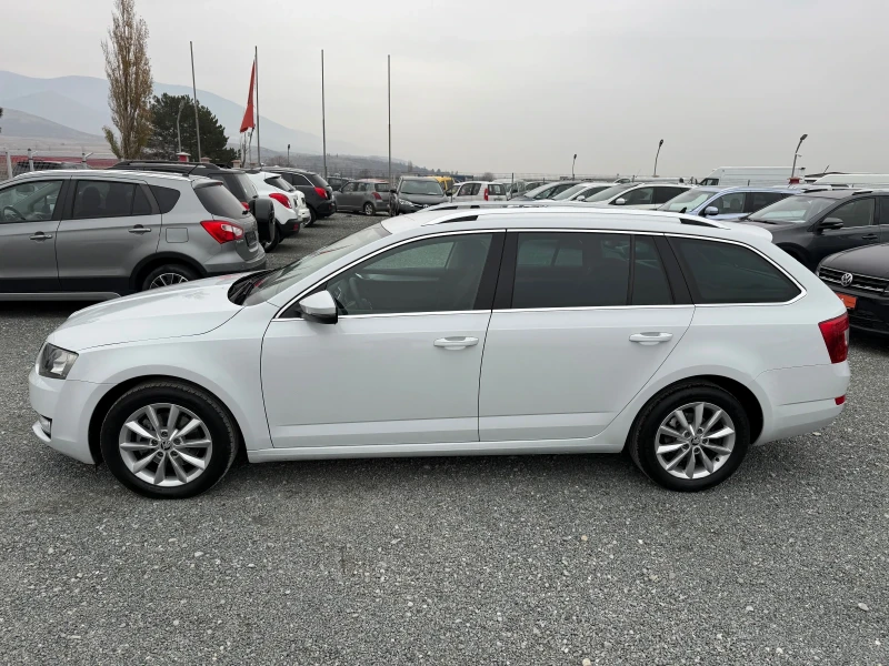 Skoda Octavia (KATO НОВА), снимка 10 - Автомобили и джипове - 48129879