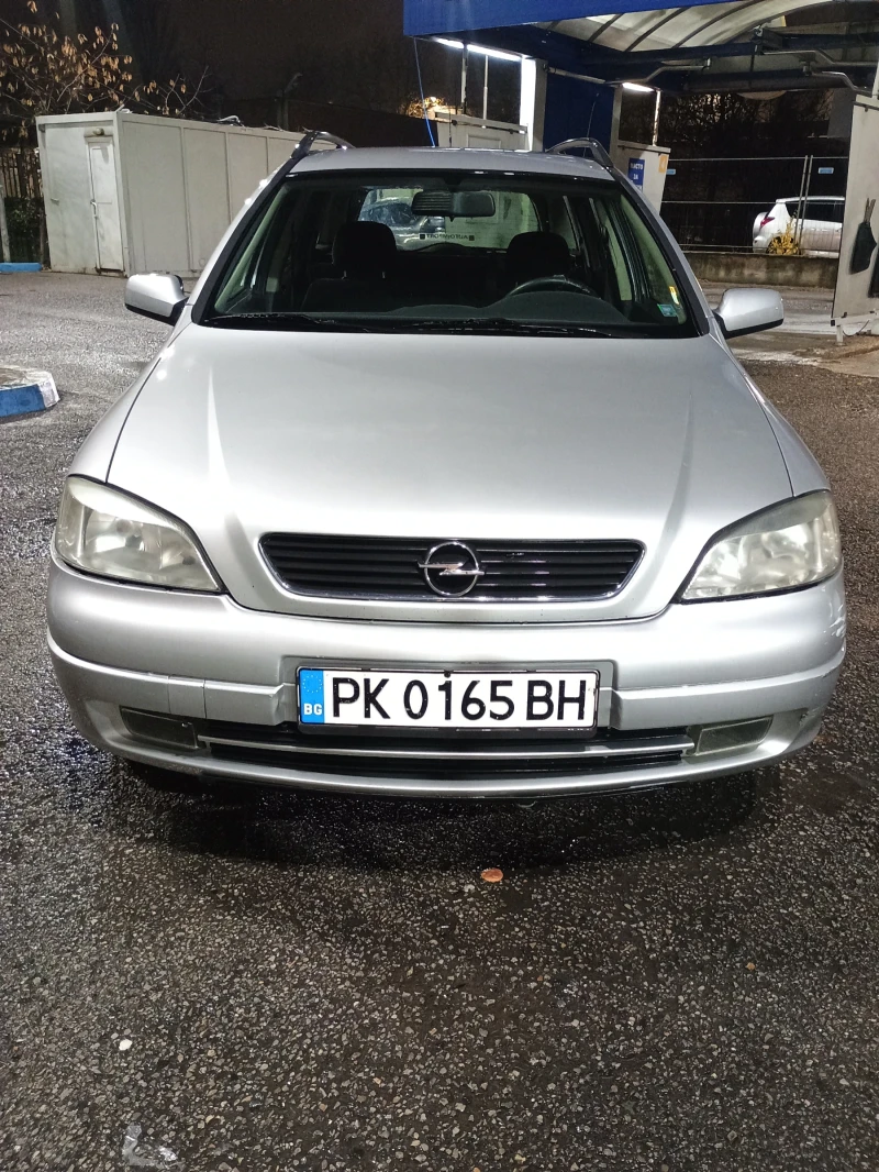 Opel Astra Комби, снимка 2 - Автомобили и джипове - 48196619