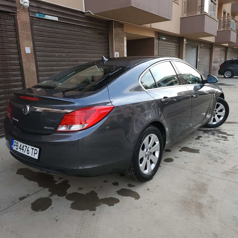 Opel Insignia, снимка 8 - Автомобили и джипове - 48896272