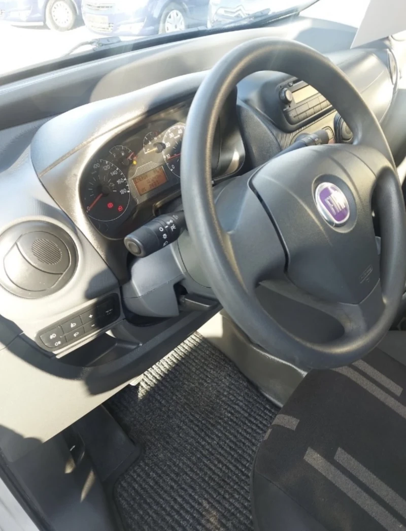 Fiat Qubo 1.3, снимка 7 - Автомобили и джипове - 49348488