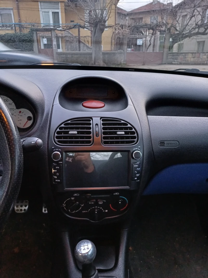 Peugeot 206 206 CC, снимка 7 - Автомобили и джипове - 49443858