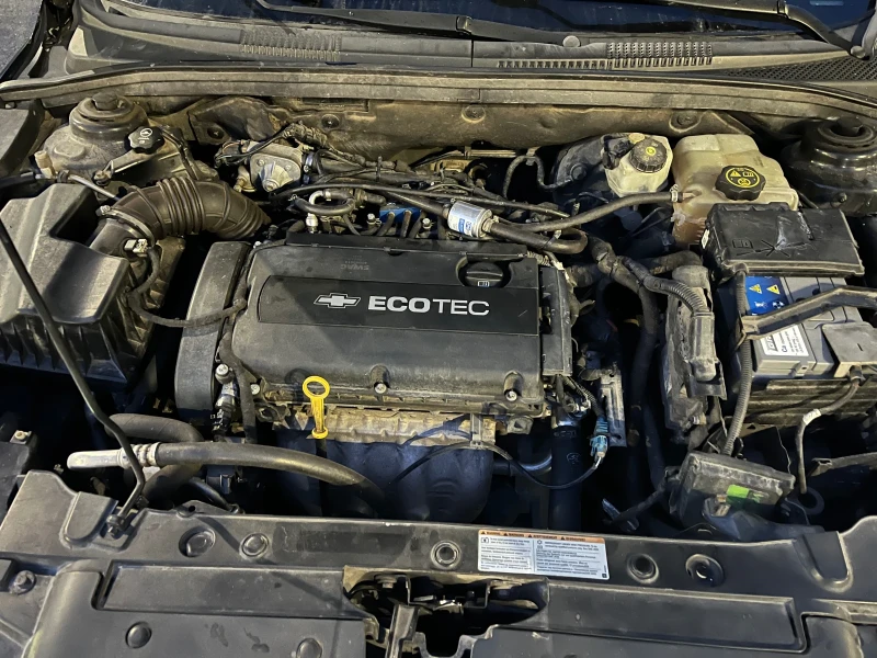 Chevrolet Cruze 1, 8 Gaz-benzin, снимка 7 - Автомобили и джипове - 50653627