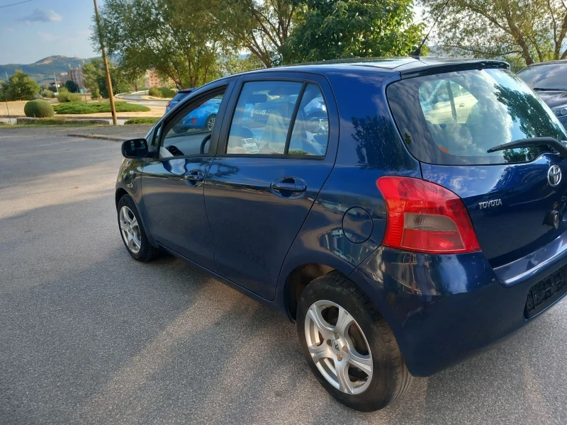 Toyota Yaris 1.3 vvt.i 87ks, снимка 4 - Автомобили и джипове - 51222378