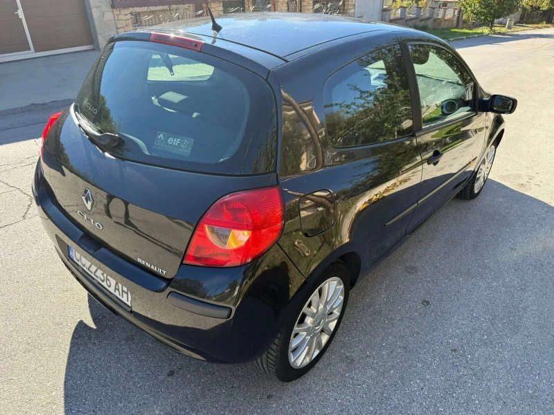 Renault Clio 1.6 Бензин/Газ, снимка 5 - Автомобили и джипове - 52391969