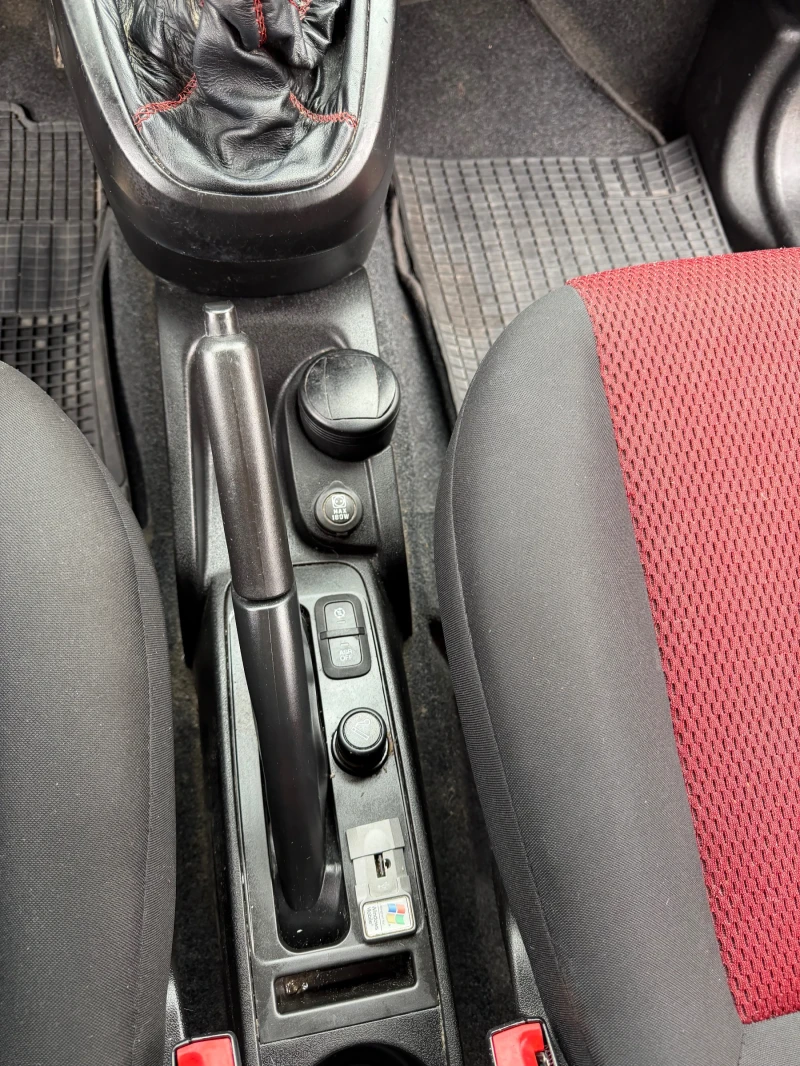 Fiat Doblo, снимка 13 - Автомобили и джипове - 52427994