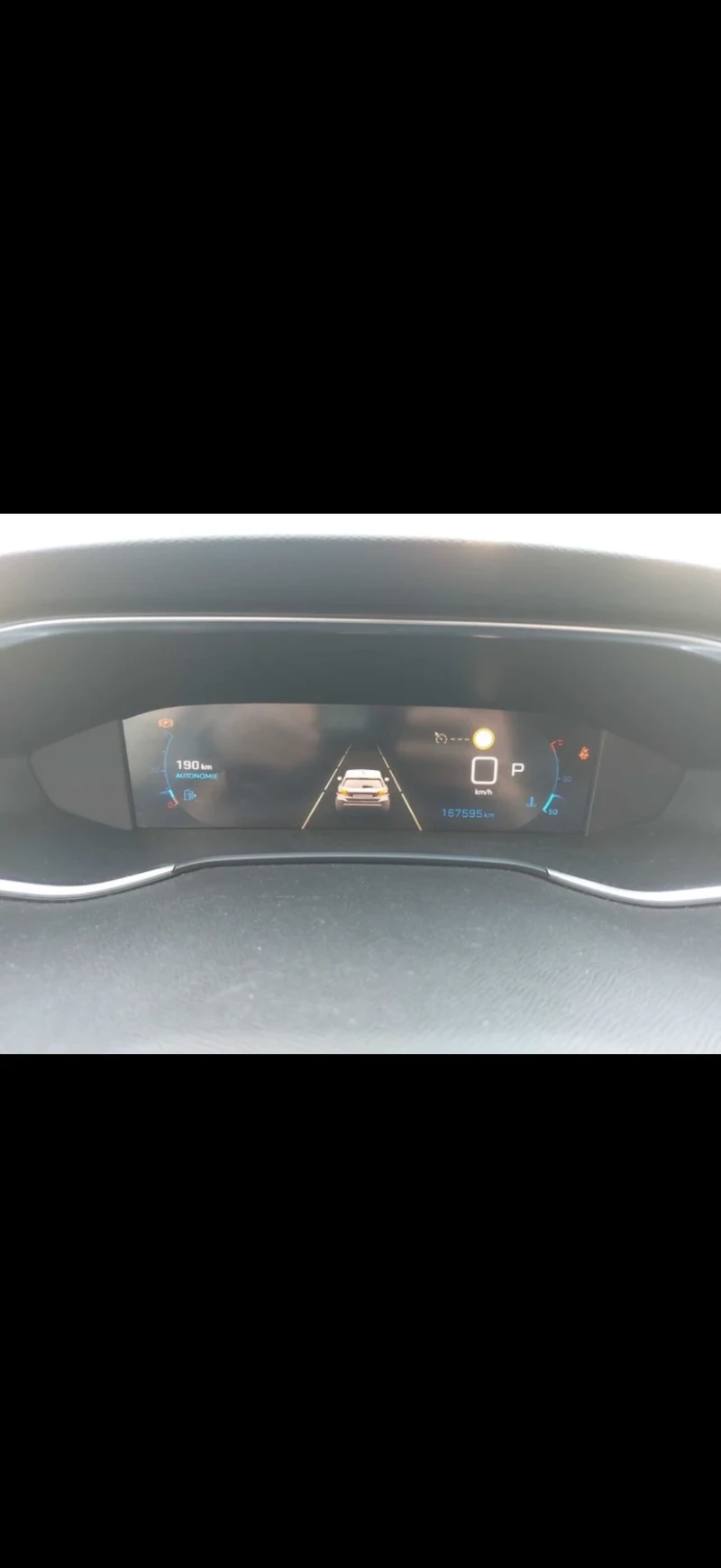 Peugeot 308 1.5 BLUE HDI active business , снимка 7 - Автомобили и джипове - 53578769