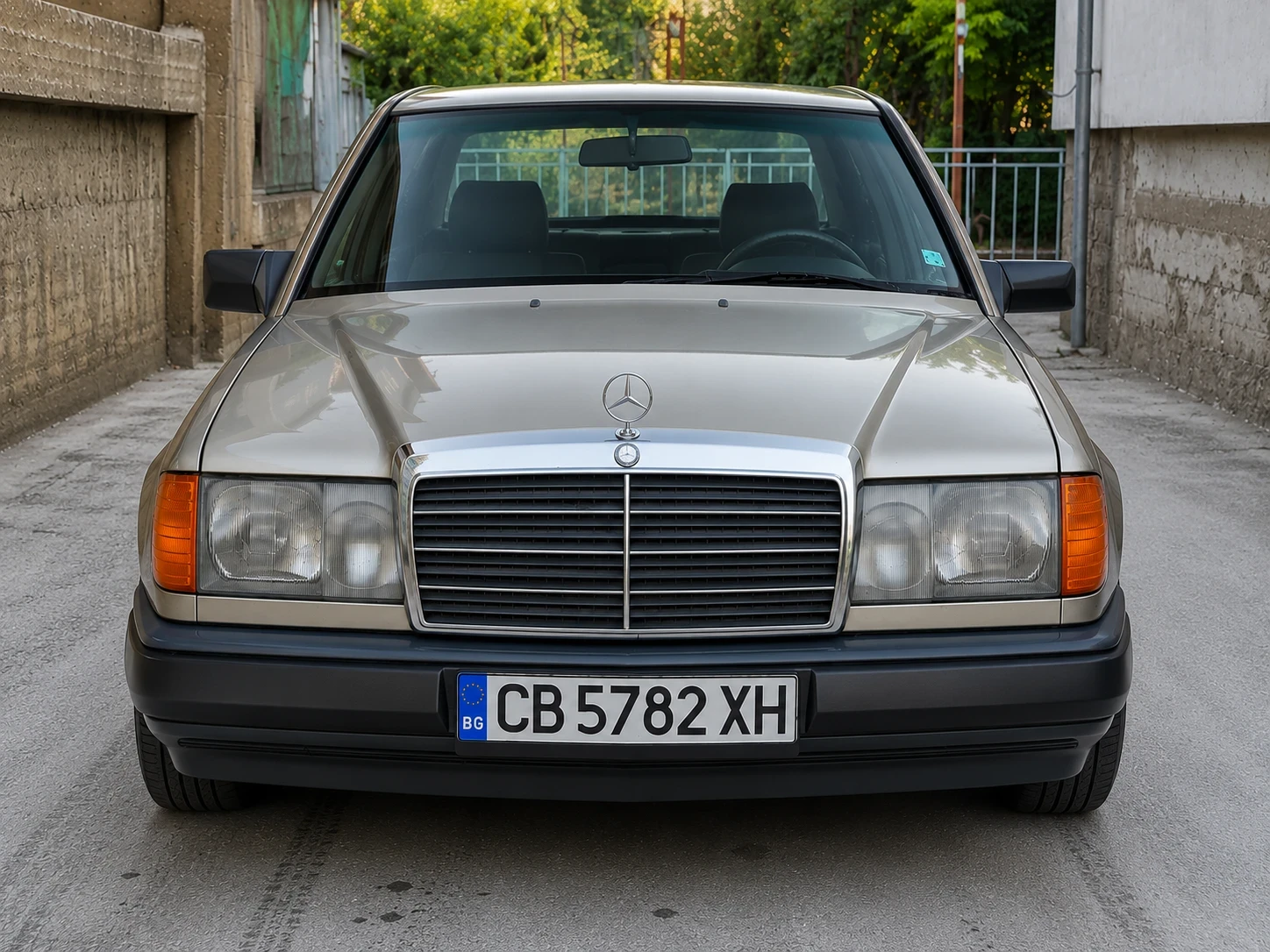 Mercedes-Benz 124 MERCEDES W124 ЗА КОЛЕКЦИЯ 137.772км