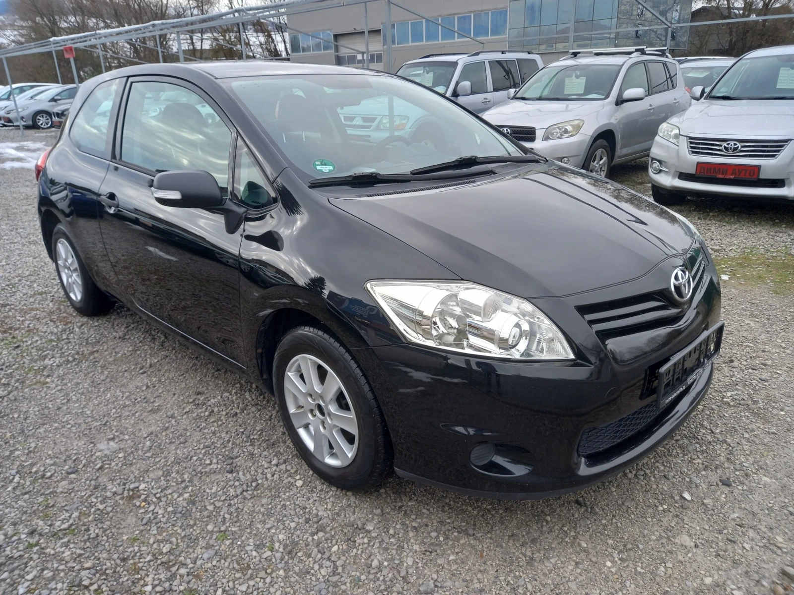 Toyota Auris 1.3vvti - изображение 7