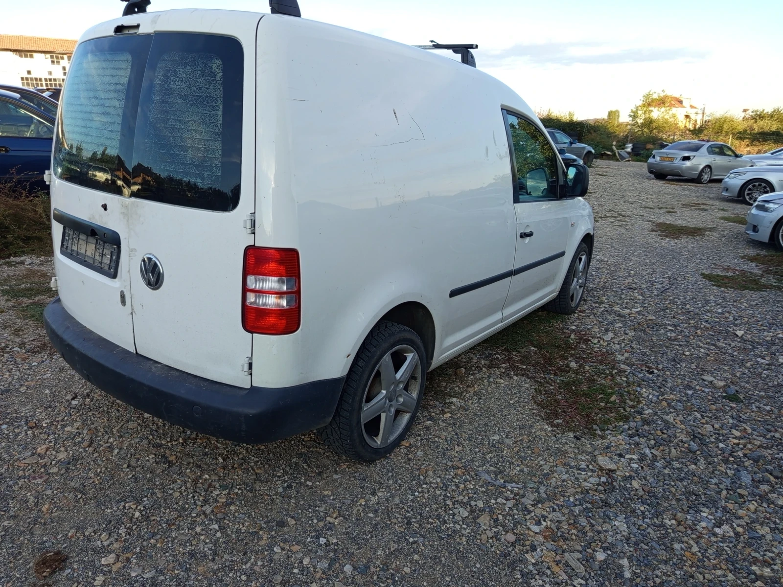 VW Caddy 1.6 тди - изображение 4