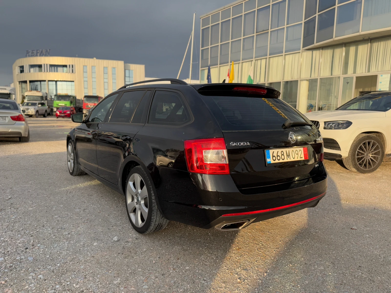 Skoda Octavia VRS* RECARO* NIGHT VISION* FACELIFT* DISTRONIC - изображение 6