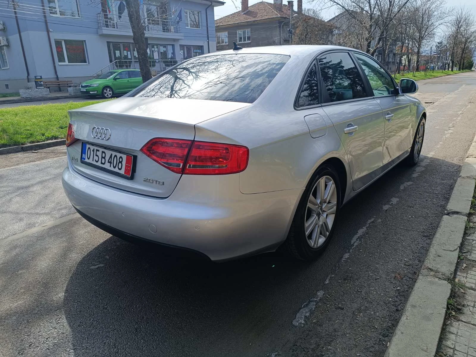 Audi A4 2, 0 TDI, 143 к.с. / Автомат - 8 скорости  - изображение 5