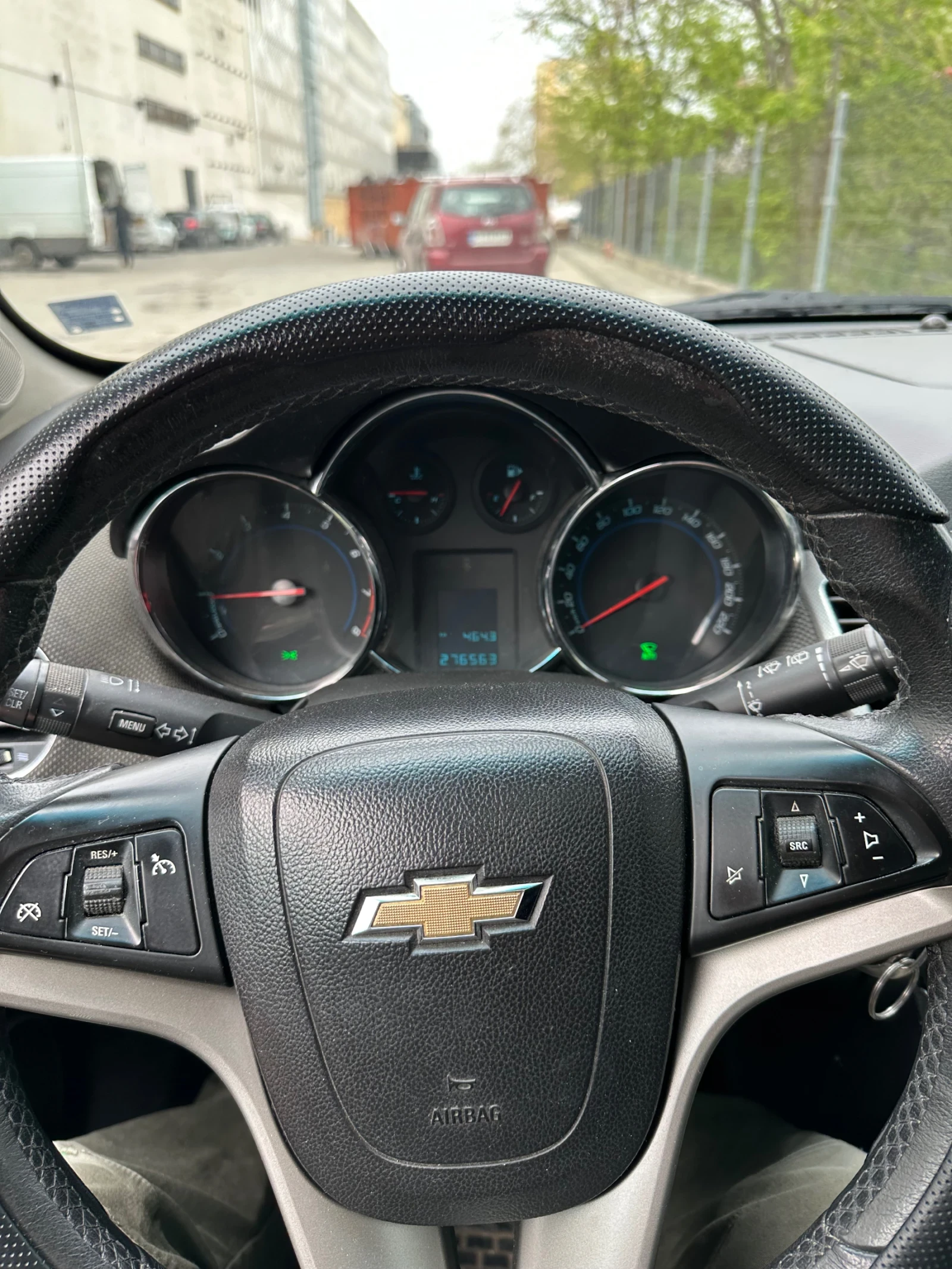 Chevrolet Cruze 1, 8 Gaz-benzin, снимка 5 - Автомобили и джипове - 53933341