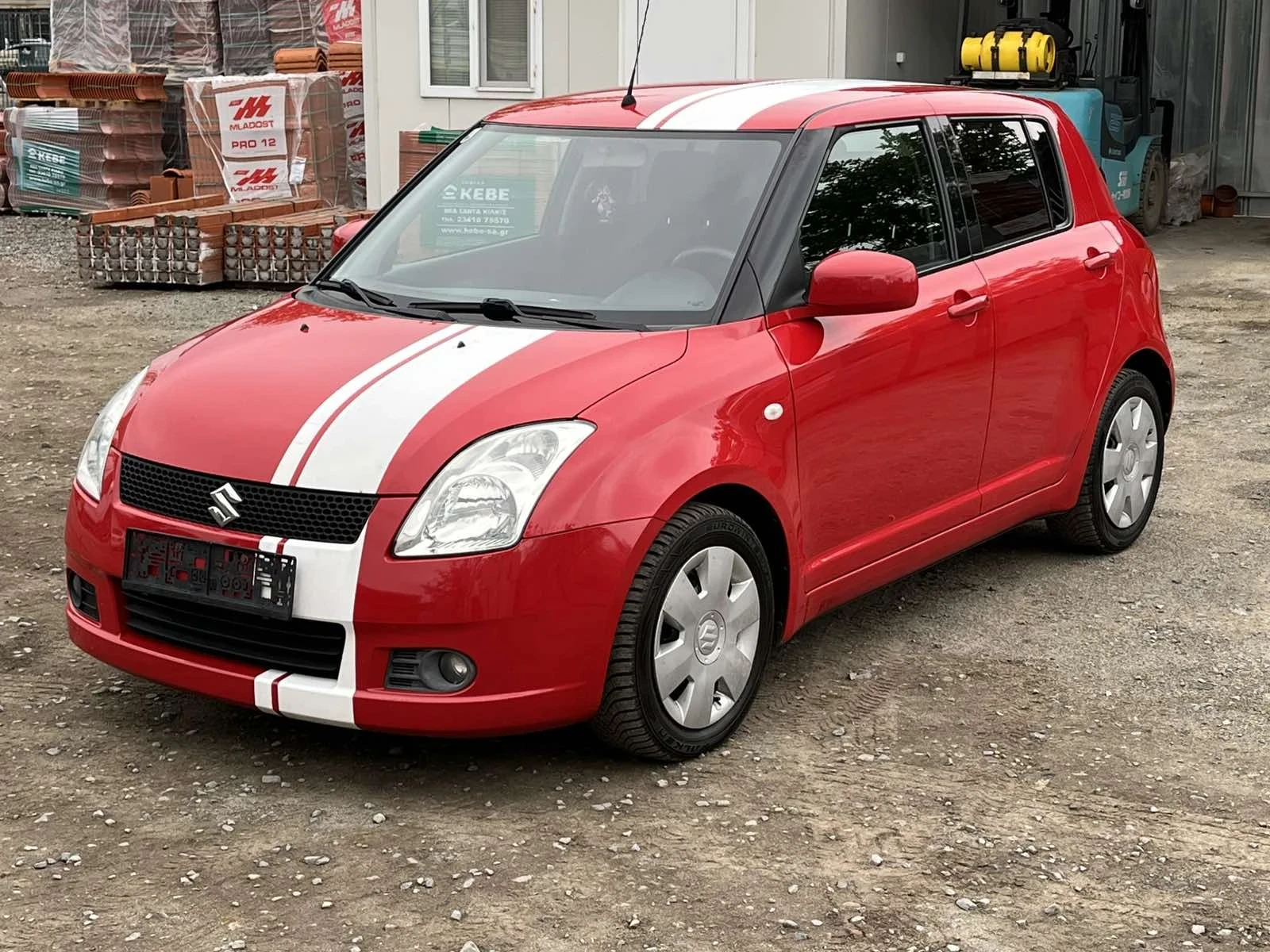 Suzuki Swift 1.3i - изображение 2