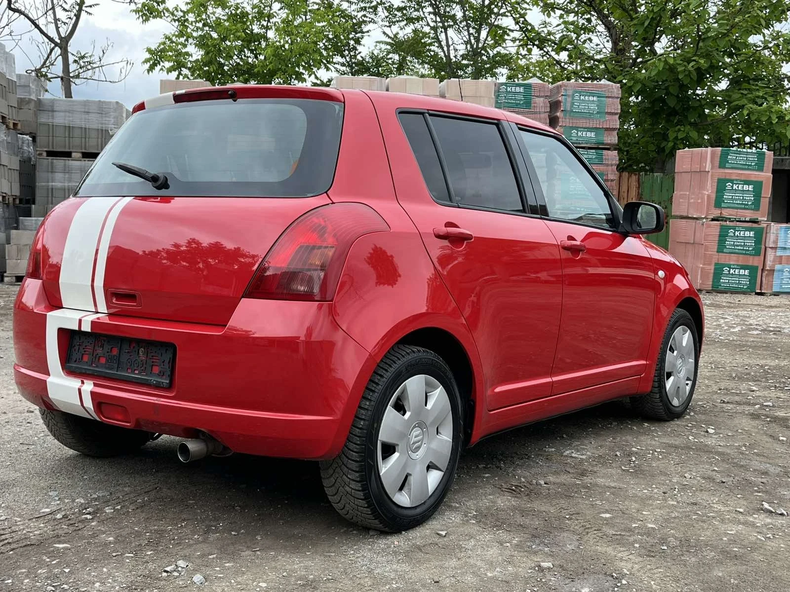 Suzuki Swift 1.3i - изображение 6