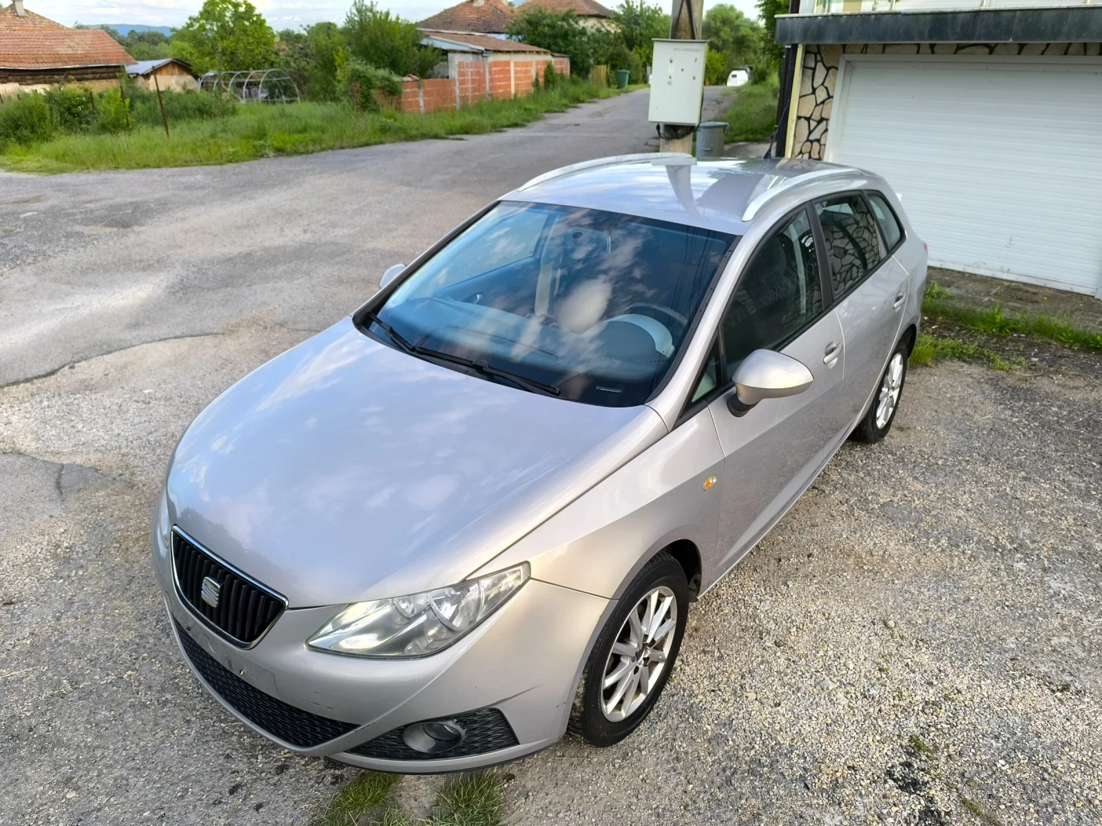 Seat Ibiza 1.6 TDI - изображение 8