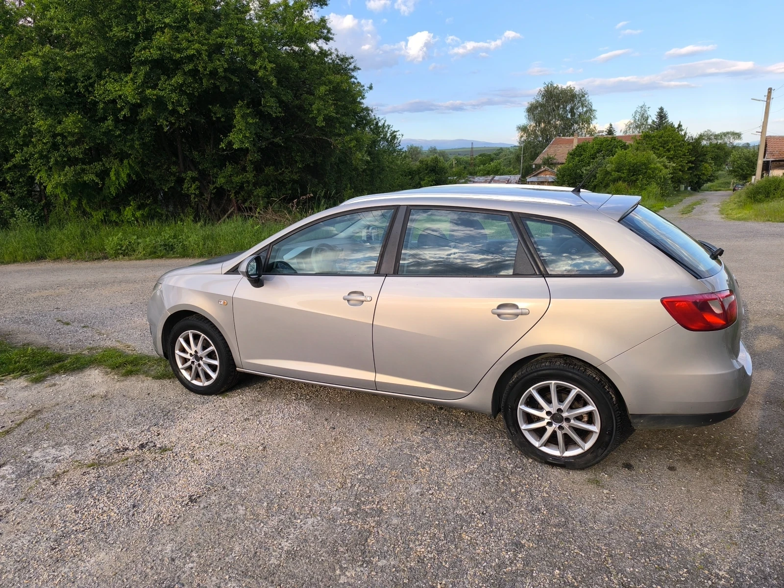 Seat Ibiza 1.6 TDI - изображение 5